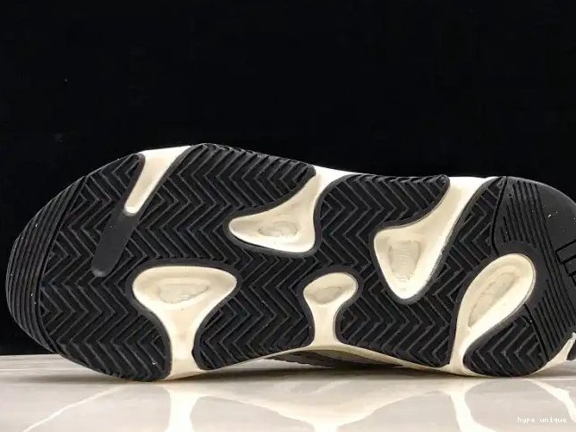 hype EF2829 Adidas V2 700 Boost Static Yeezy 0511